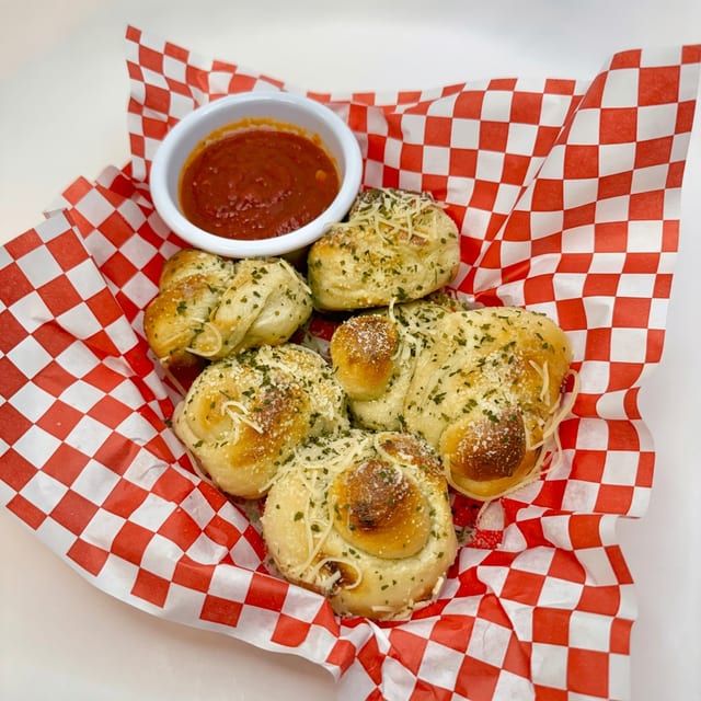 Garlic Knots.