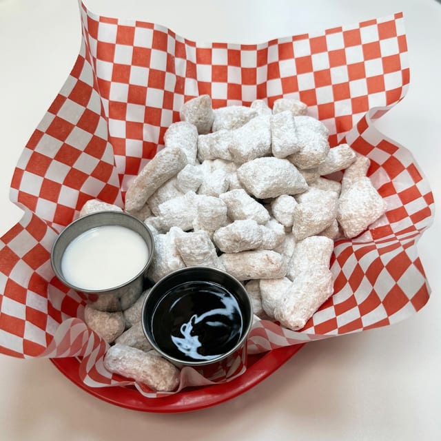 Zeppole.
